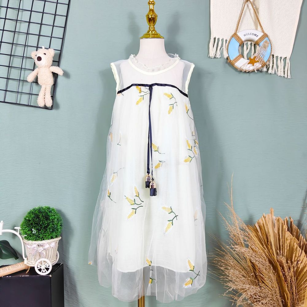 Dress Corn Black Line Beauty โ tampilan lain