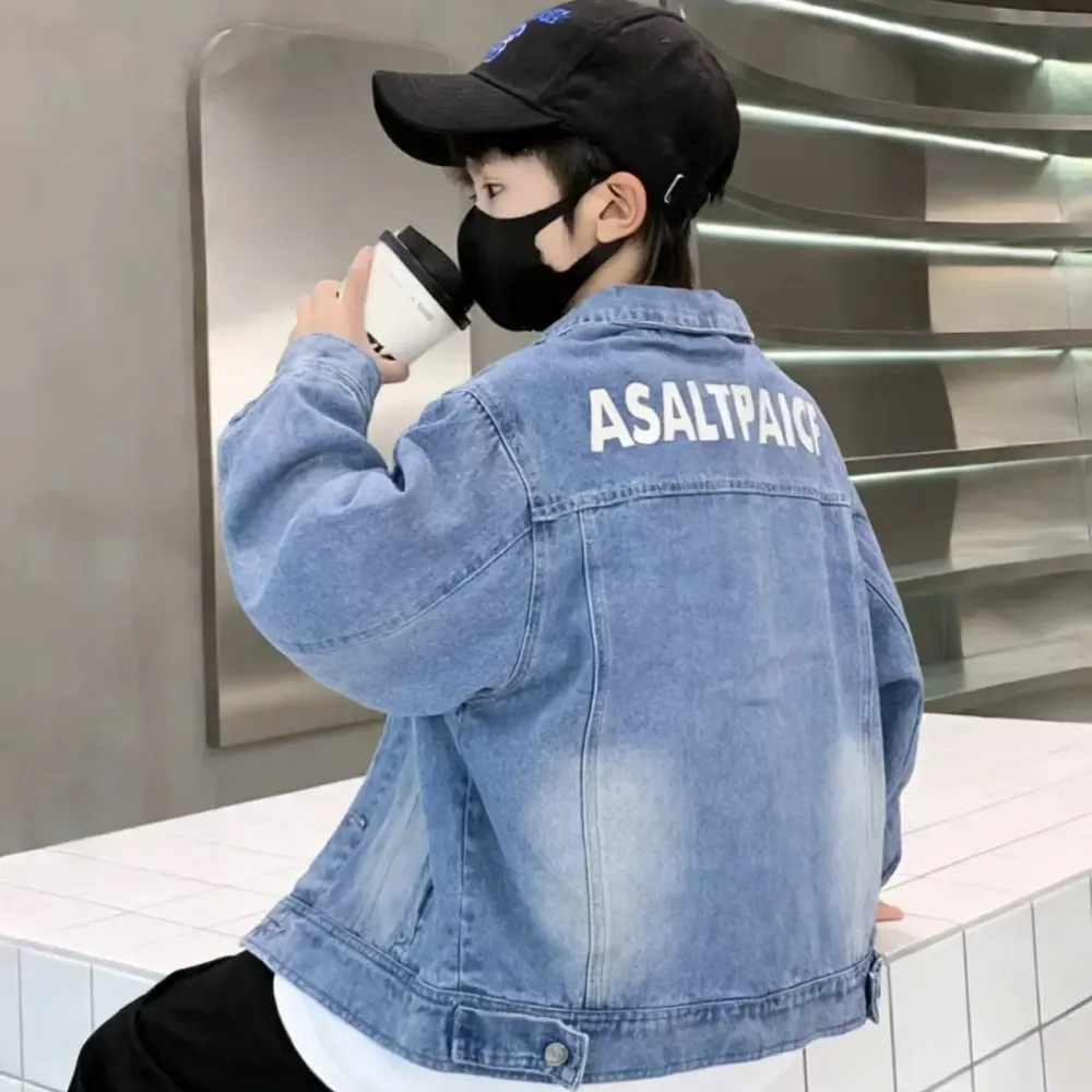 Tops Boy Clouter Denim Hug โ tampilan lain